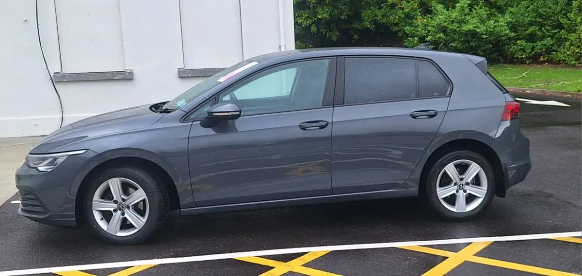 2021 VW Golf Style 2.0 TDI 6 speed - Image 4