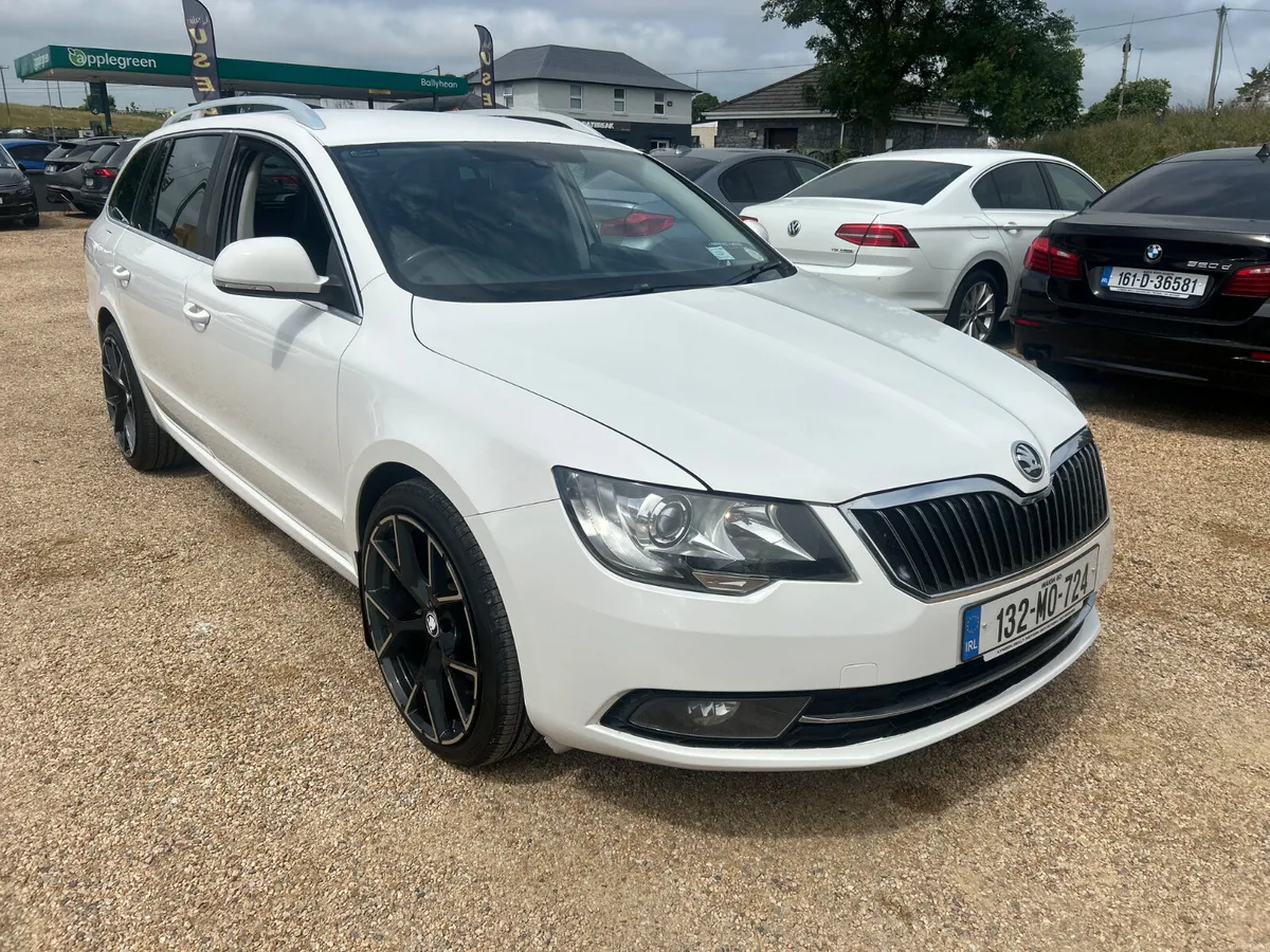 Skoda Superb 2.0 TDI SE - Image 1