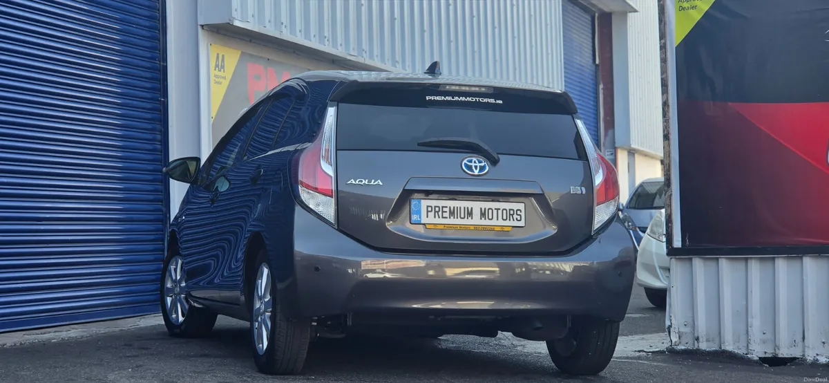 Toyota Aqua Low Mileage - Image 4