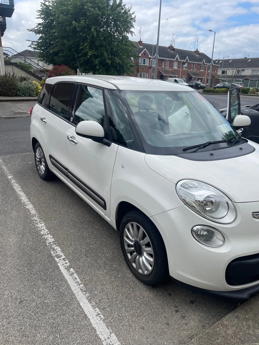 Fiat 500L 2014 - Image 4