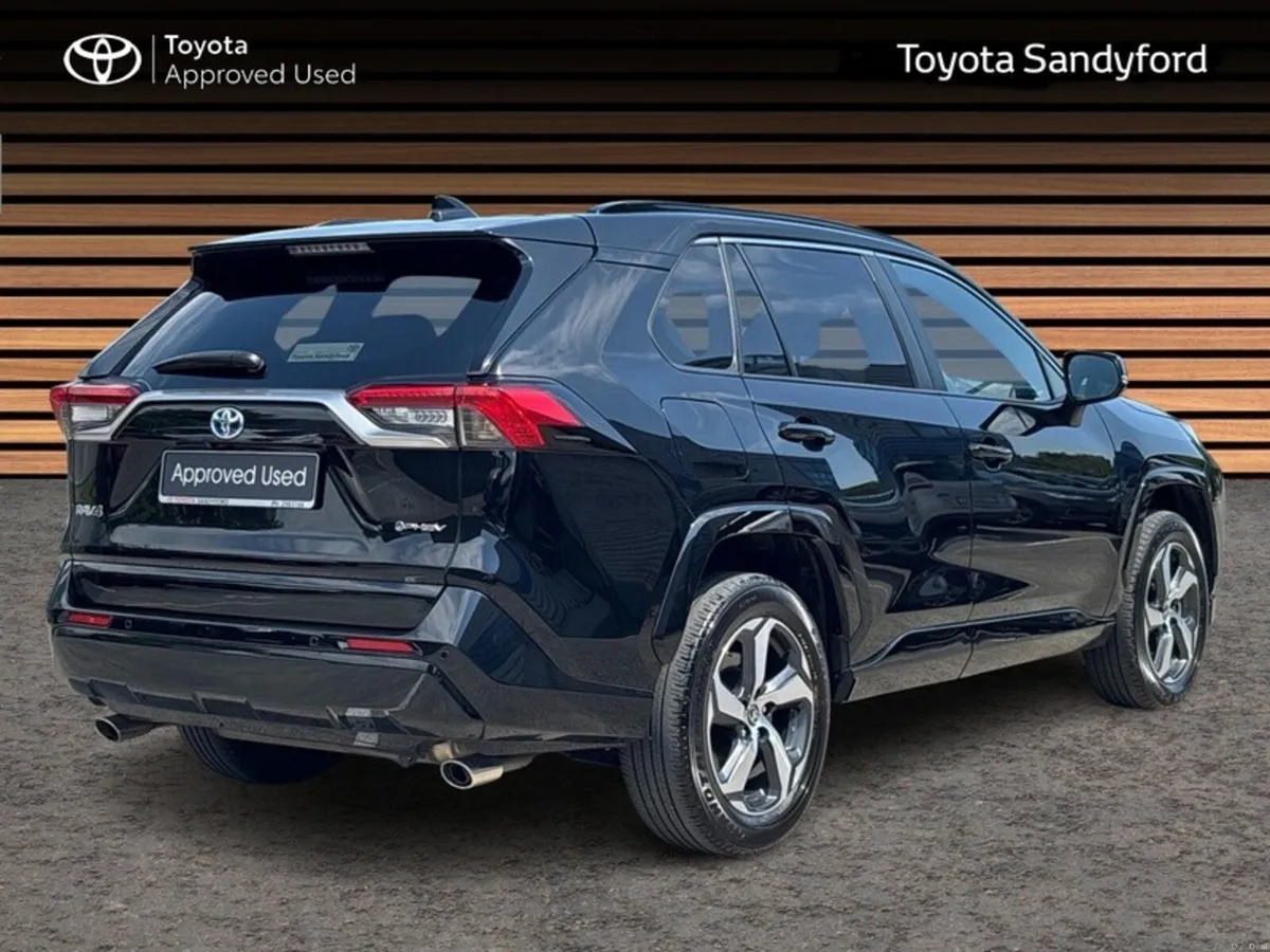 Toyota RAV4 AWD SOL PHEV // FULL LEATHER HEATED SE - Image 2