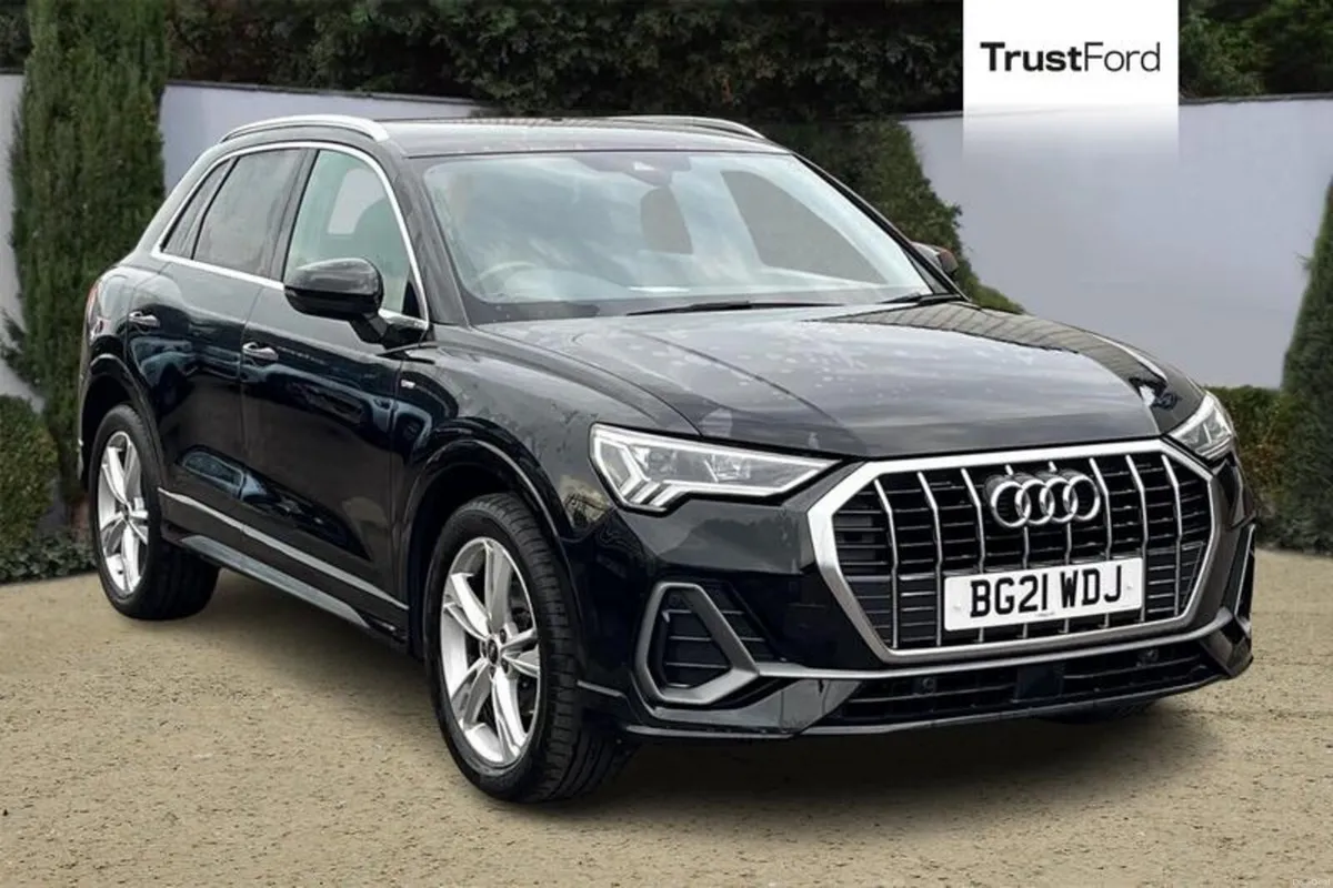 Audi Q3 S Line - Image 1