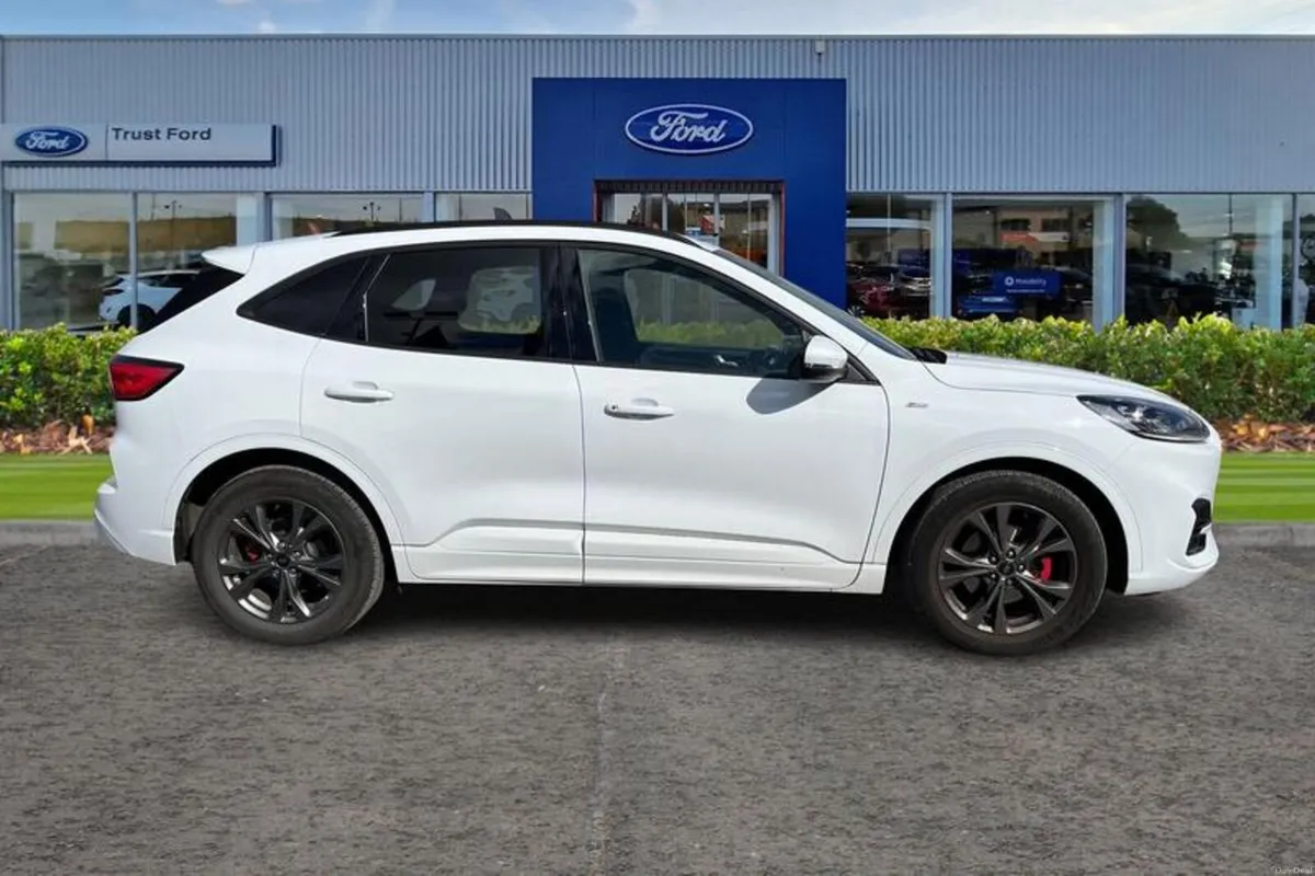 Ford Kuga ST-Line Edition - Image 3