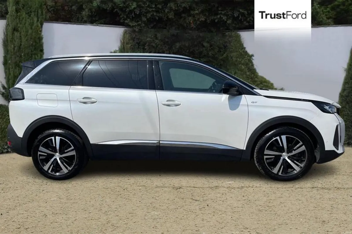 Peugeot 5008 GT - Image 3