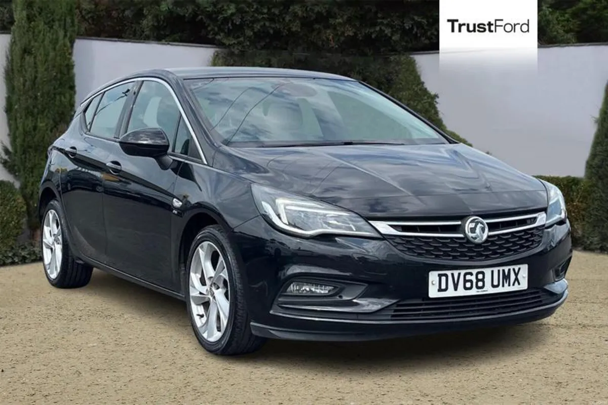 Vauxhall Astra SRi Nav - Image 1