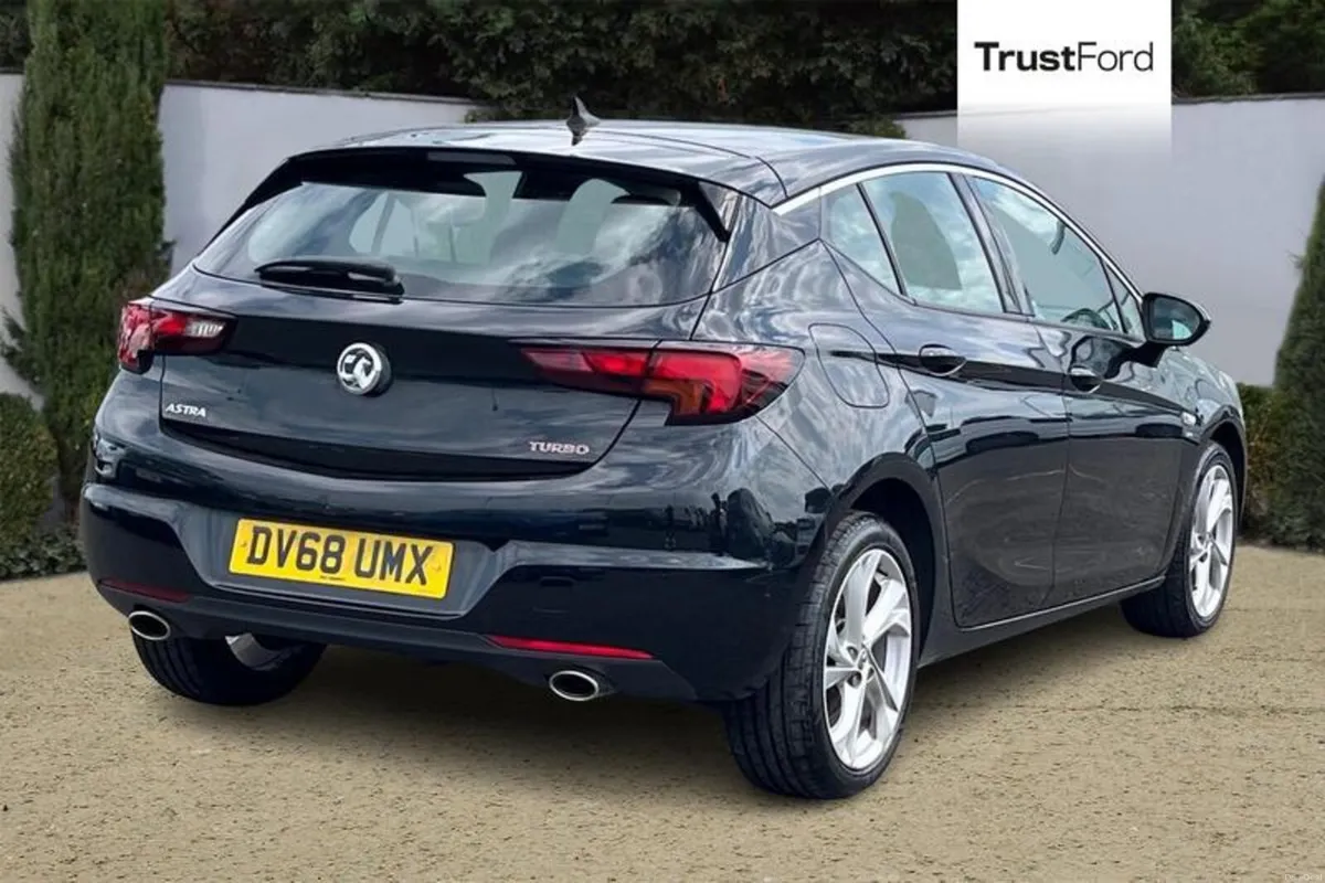 Vauxhall Astra SRi Nav - Image 4