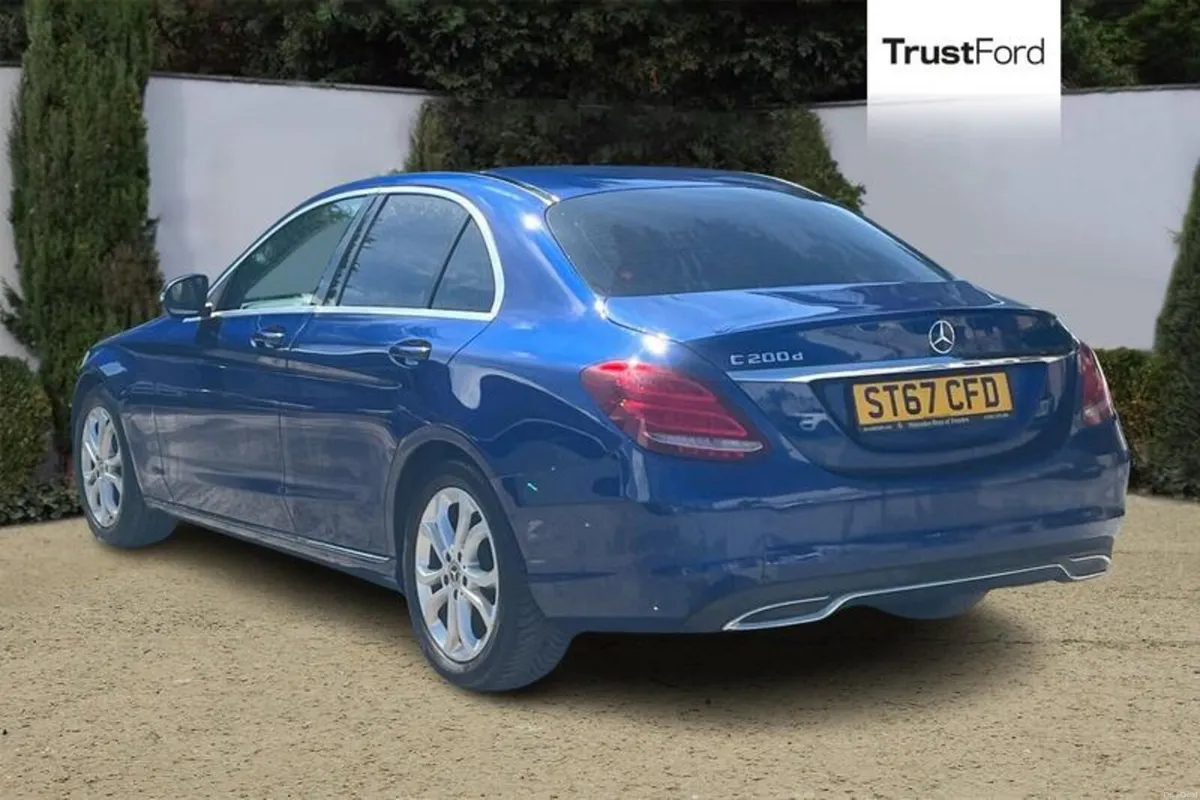 Mercedes-Benz C-Class Sport - Image 2