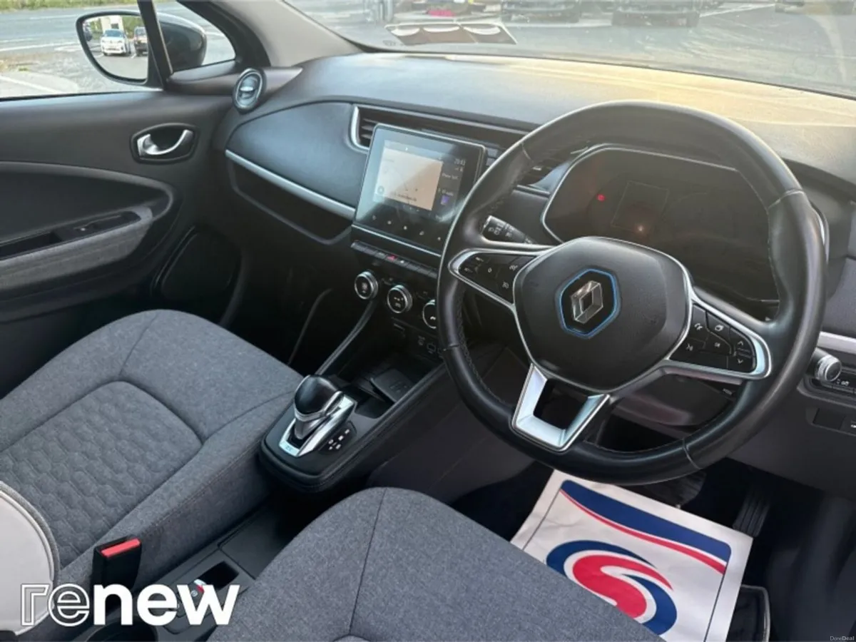 Renault Zoe R135 Z.E 50 Iconic CCS Rapid charge - Image 6
