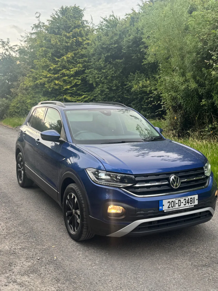 20 VW T-CROSS 1.0 AUTO … Only 18,000kms - Image 1