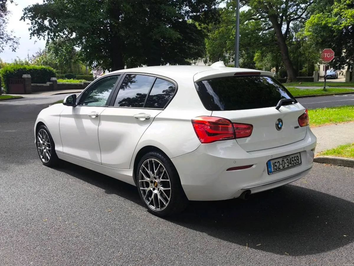 2015 BMW 118i  AUTOMATIC - Image 2