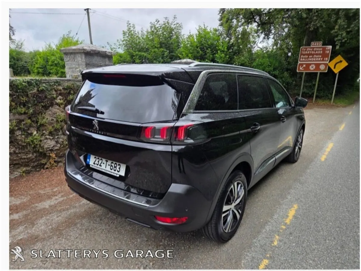 Peugeot 5008 1.5 BlueHDi 130bhp Allure Auto - Image 4