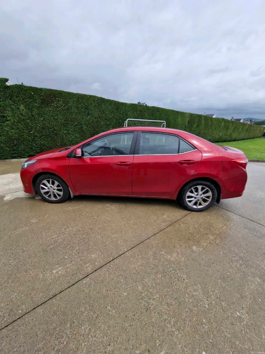 Car - Image 2