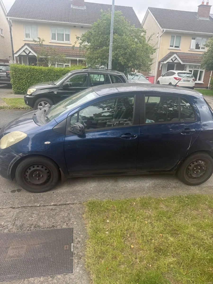Toyota Yaris 2006 - Image 3
