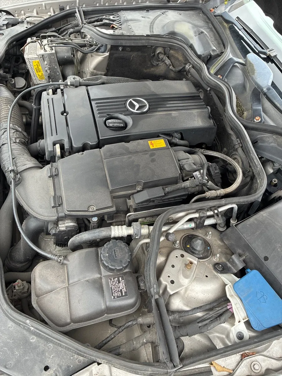 MERCEDES BENZ - Image 4