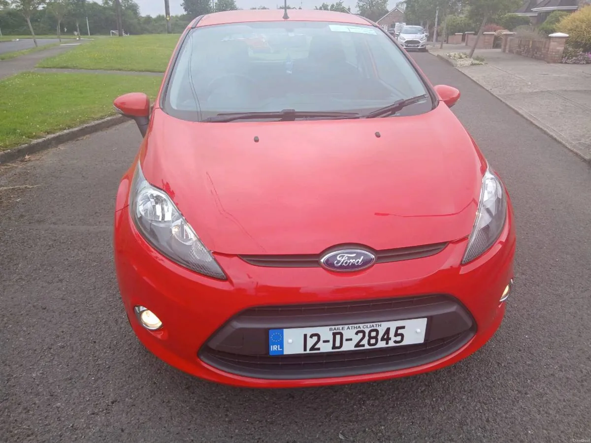 FORD FIESTA 1.2 ABSOLUTELY SPOTLESS - Image 3