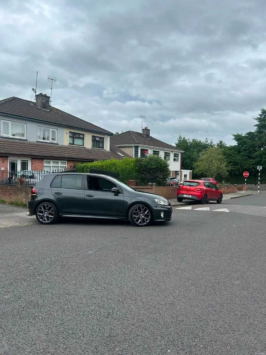 Volkswagen Golf GTI edition 35 - Image 1