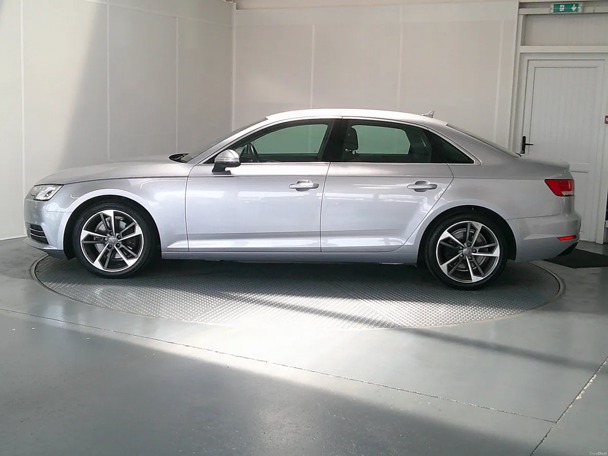 Audi A4 2018 - Image 4