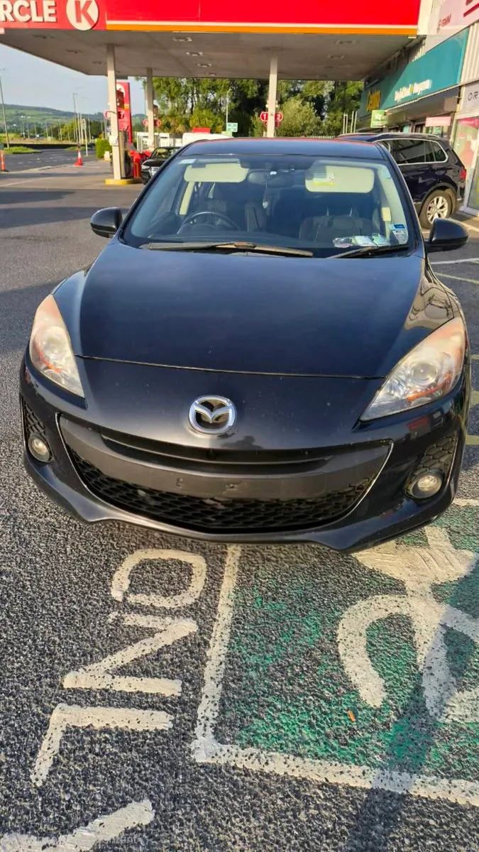 Mazda 3 - Image 2