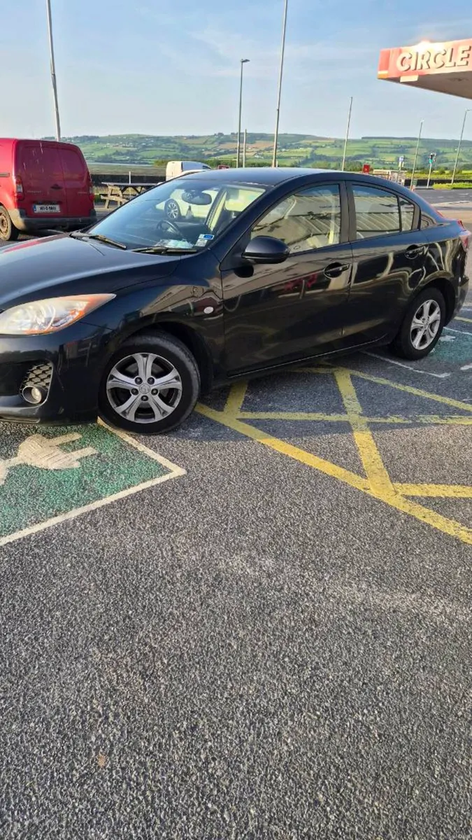 Mazda 3 - Image 3