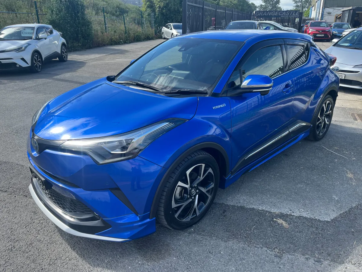 TOYOTA CHR 2019, 1.8 HYBRID AUTO HIGH SPEC - Image 3