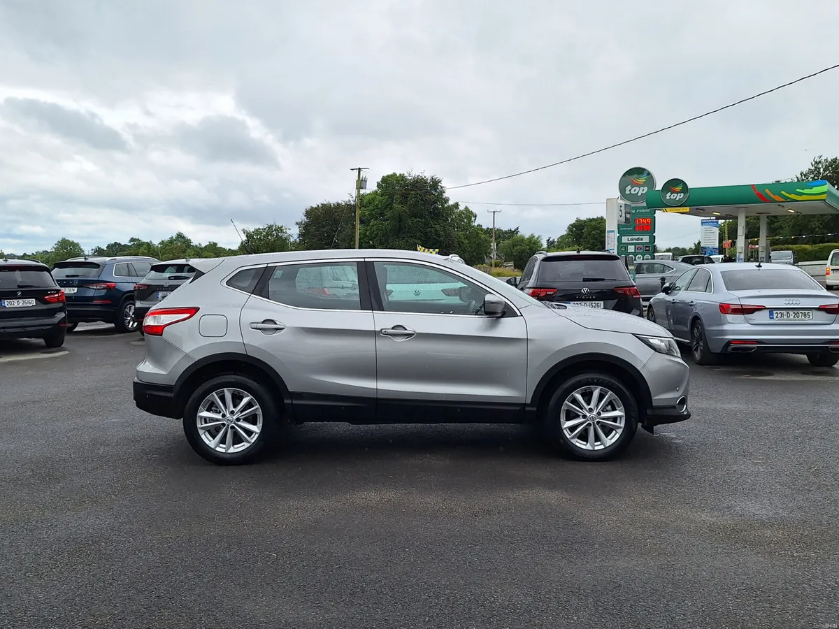 Nissan Qashqai 1.5 Smart Vision *High Spec - Image 2
