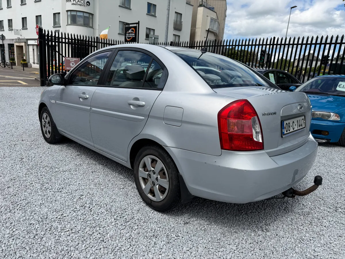 2008 Hyundai Accent 1.4 Deluxe - Image 3