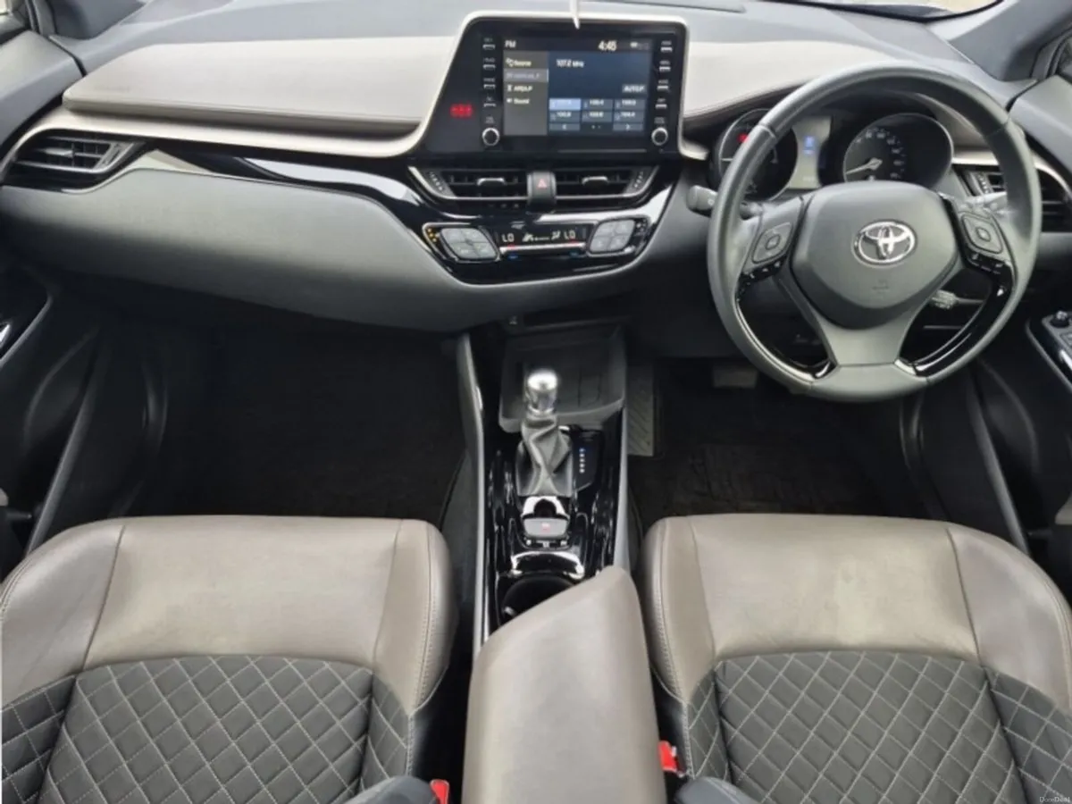 Toyota C-HR ** 1.8 HYBRID ** AUTO ** HUGE SPEC ** - Image 2