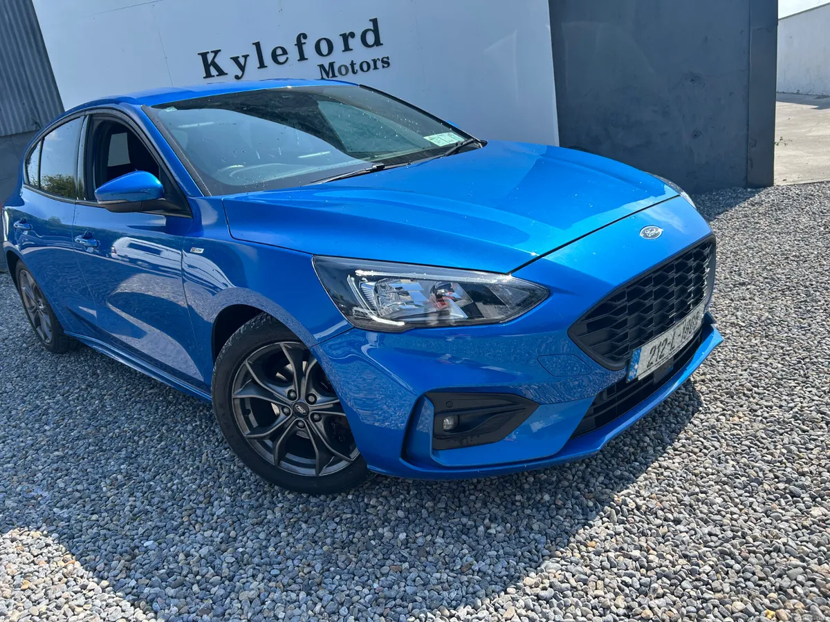 Ford Focus 2021 St Line  Automatic - Image 4