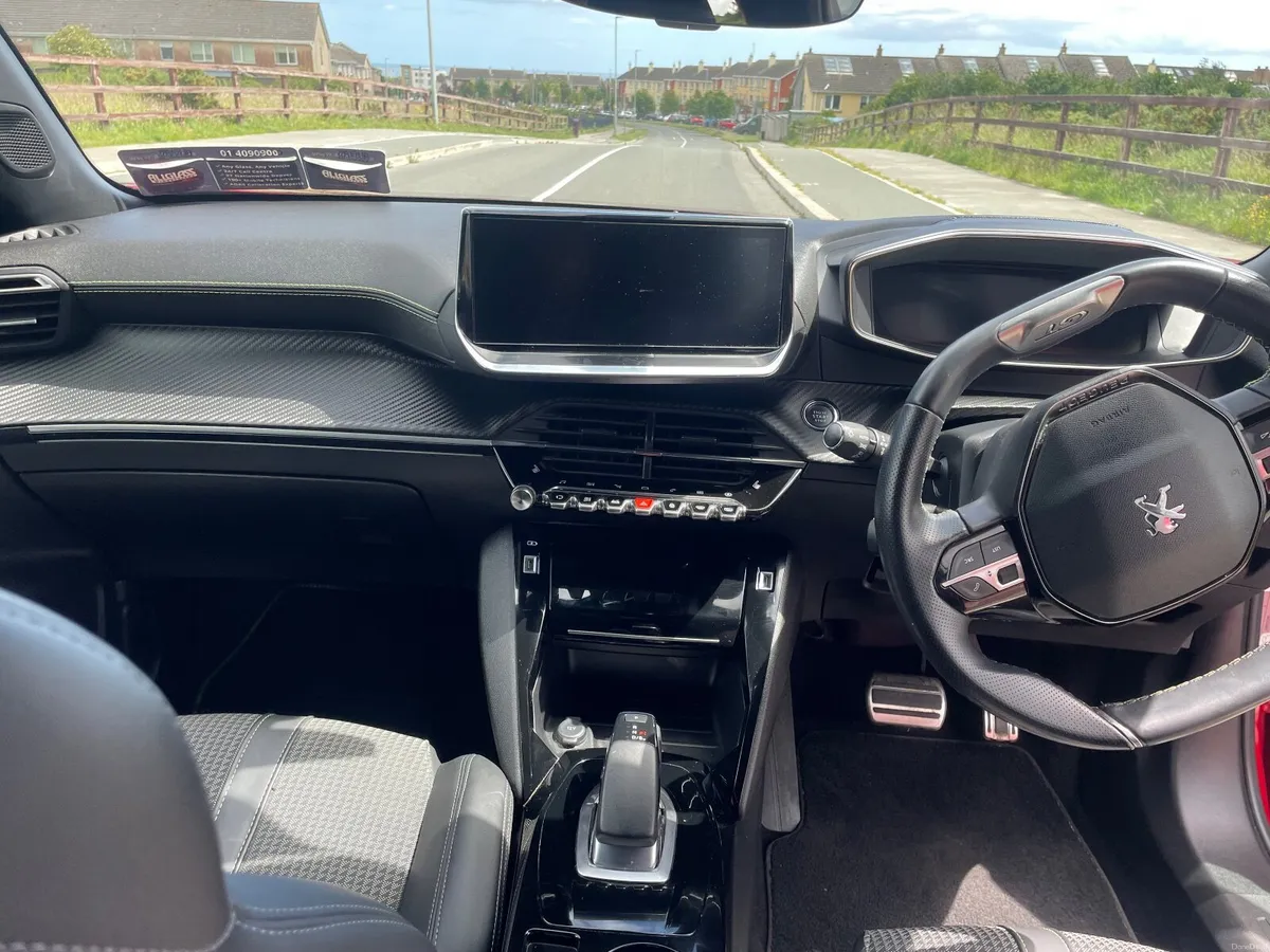 Peugeot 2008 2021 - Image 3