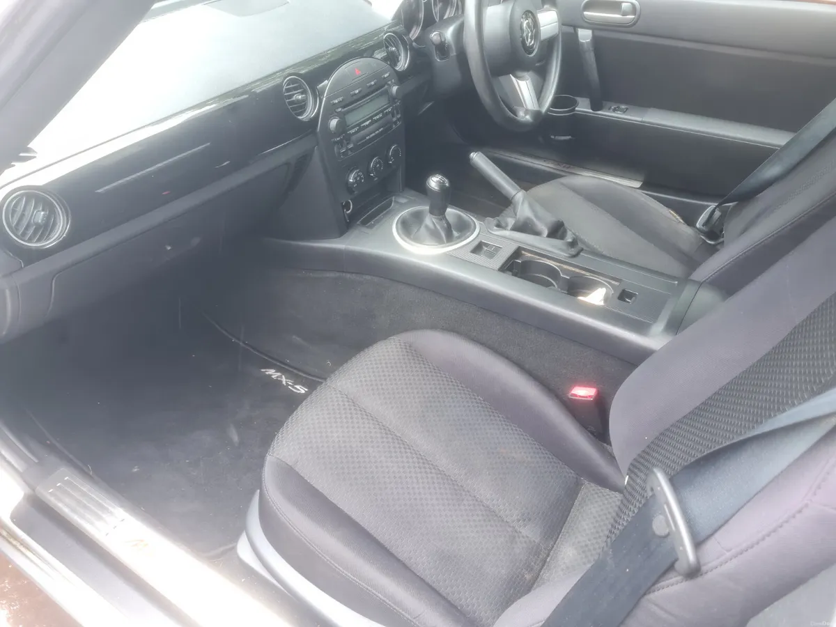 2006 Mazda MX-5 1.8L 120k km - Image 3