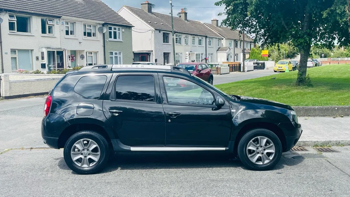 Dacia Duster Signature 4WD - Image 2