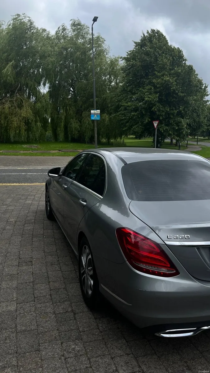 Mercedes-Benz - Image 4
