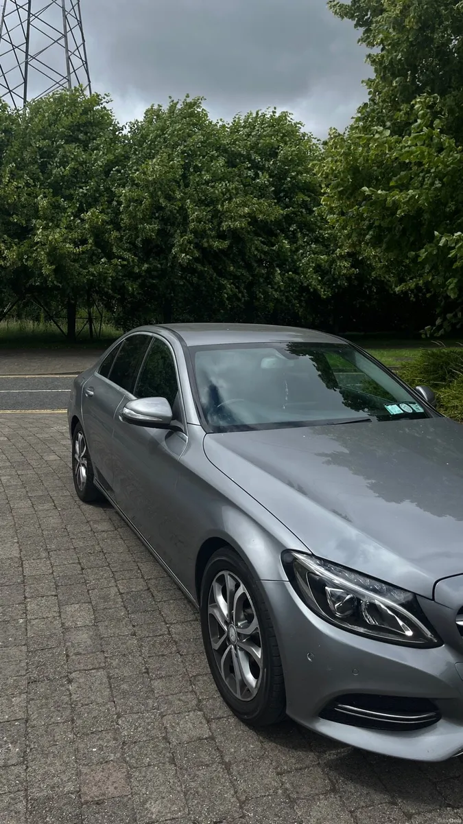 Mercedes-Benz - Image 2