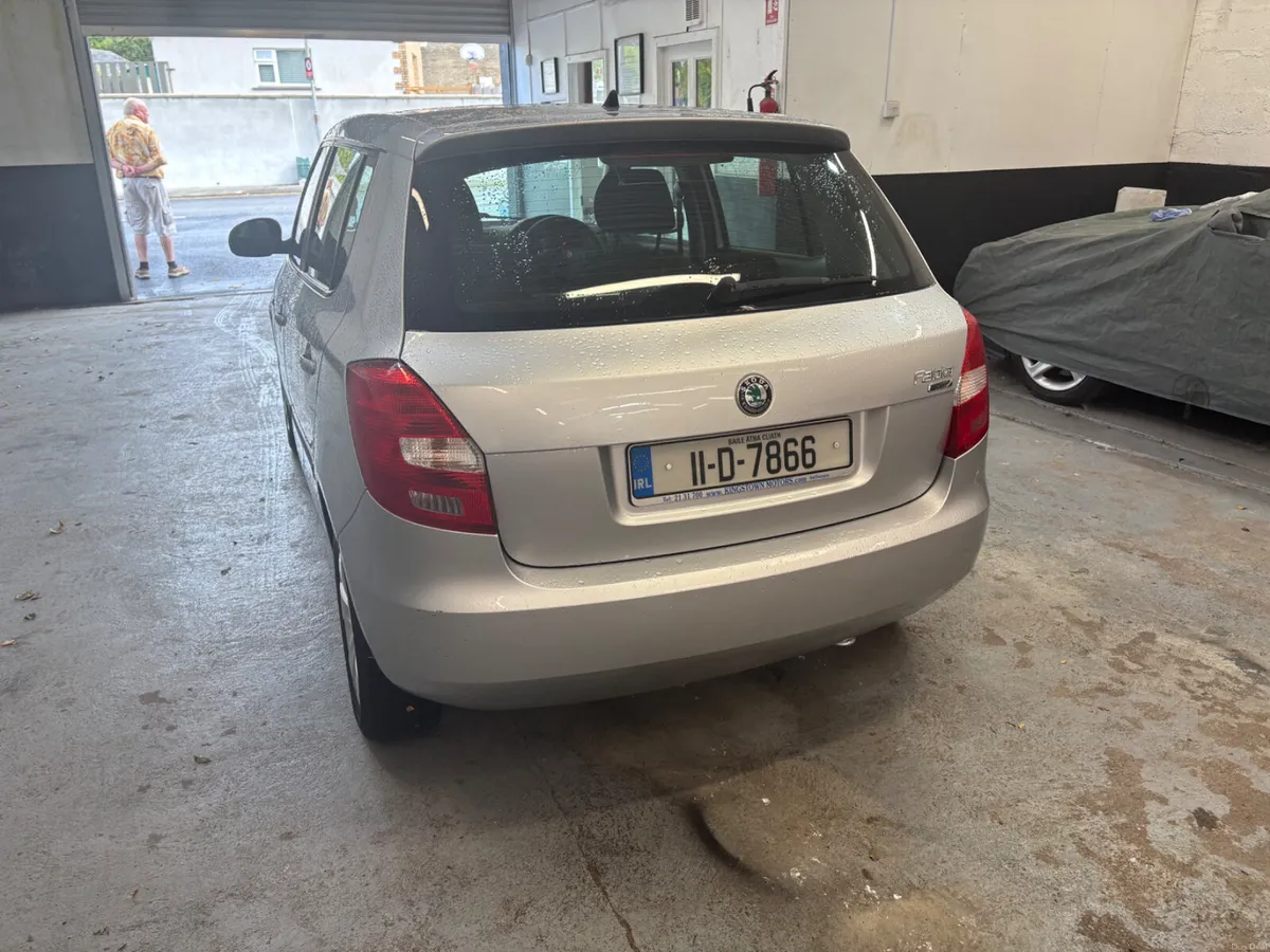 2011-Skoda -Fabia -1.2 SE - Image 3
