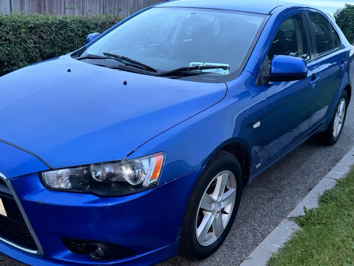 2011 Mitsubishi lancer hatch nct 12-26 - Image 1