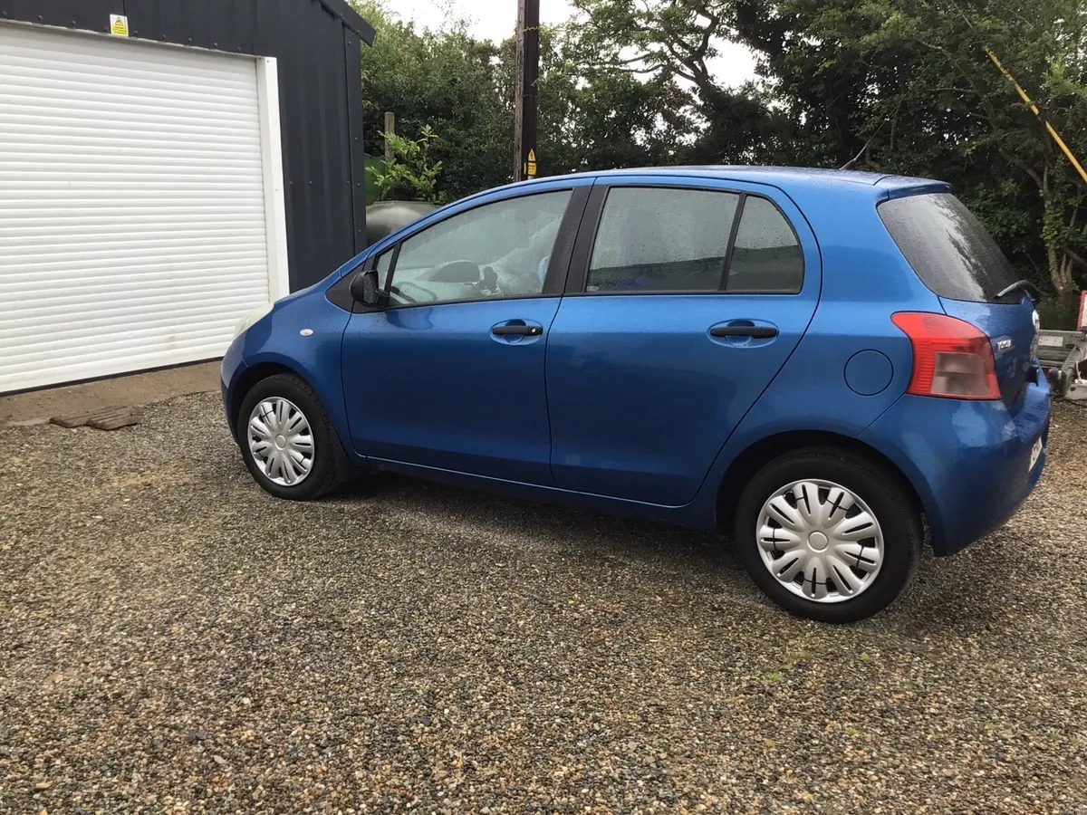 Toyota Yaris - Image 2