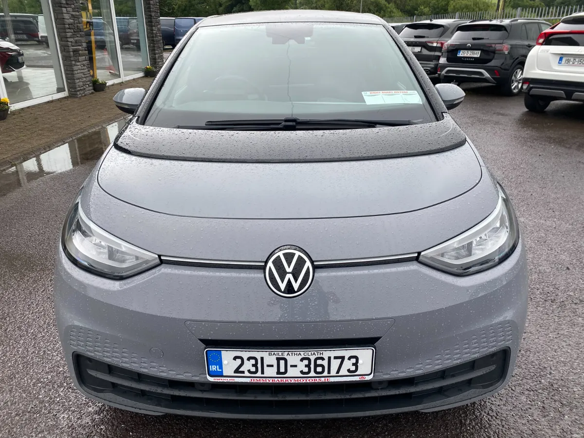 2023 Volkswagen ID.3 LIFEDX 58KWH 204BHP PROPERF - Image 2