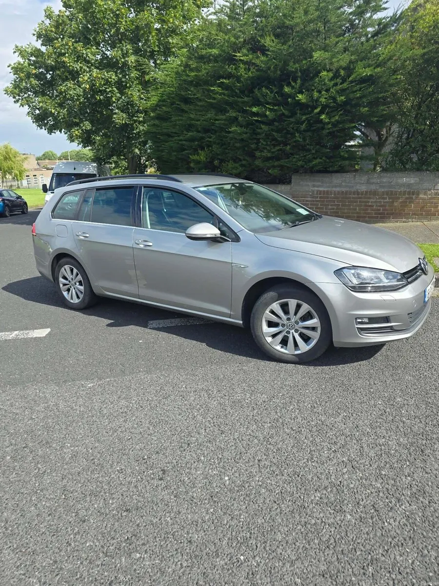 LOW MILEAGE 2015 Auto 1.2 TSI VW GOLF - Image 4