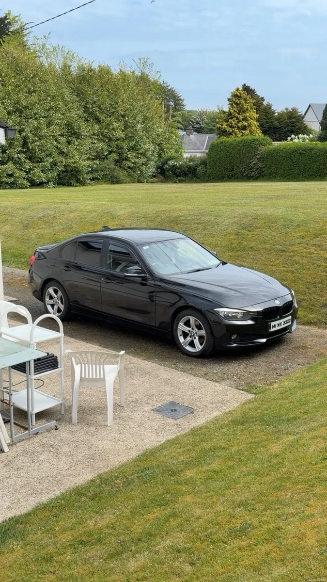BMW 318D - Image 2