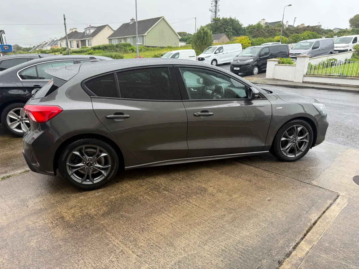 2019 Ford Focus 1.5 Tdci St-Line - Image 4