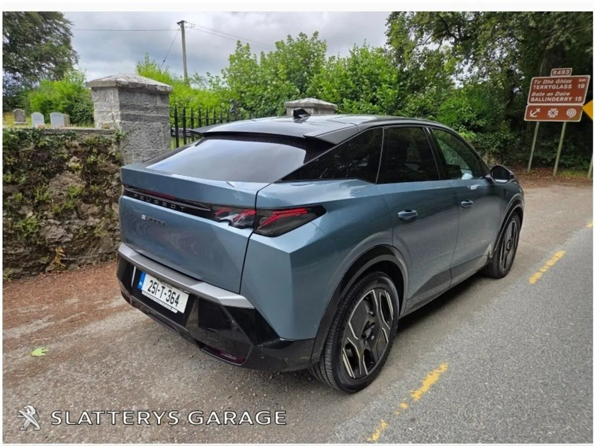 Peugeot 3008 BEV 73kWH 210BHP GT - Image 4