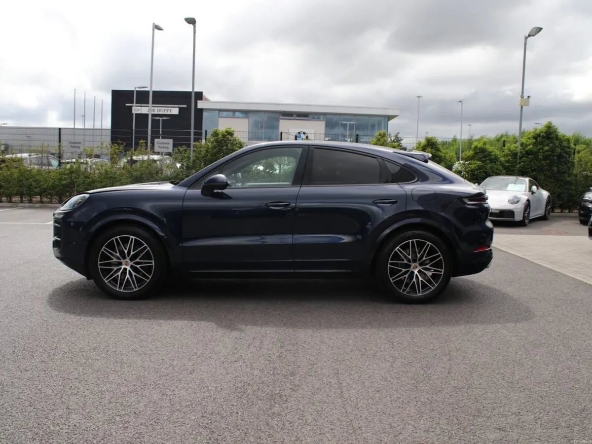 Porsche Cayenne E-Hybrid Coupe - Image 4