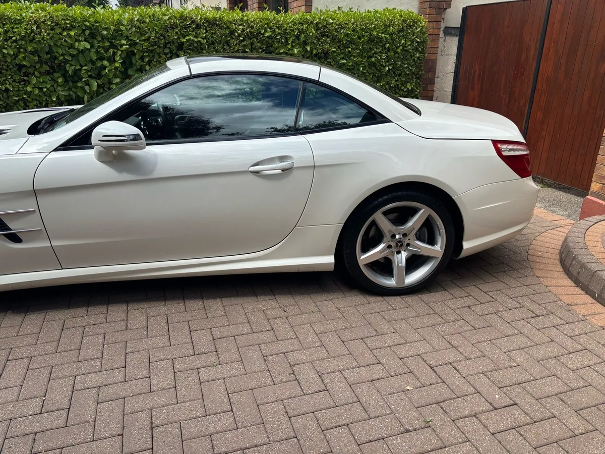 Mercedes SL 350, low miles, low tax, 3.5 V6 - Image 4