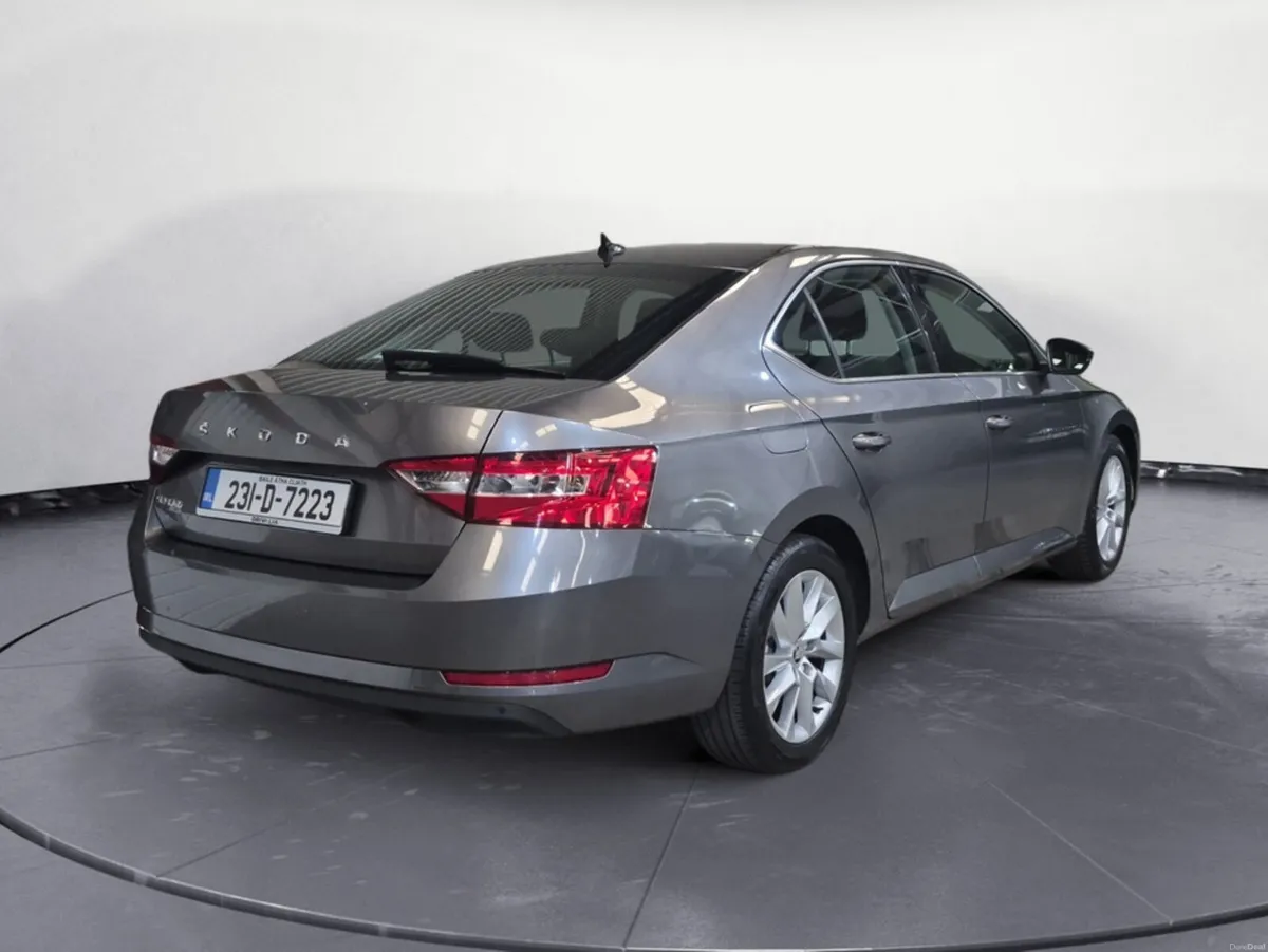 Skoda Superb Ambition 2.0 TDI 150HP Auto - Image 5