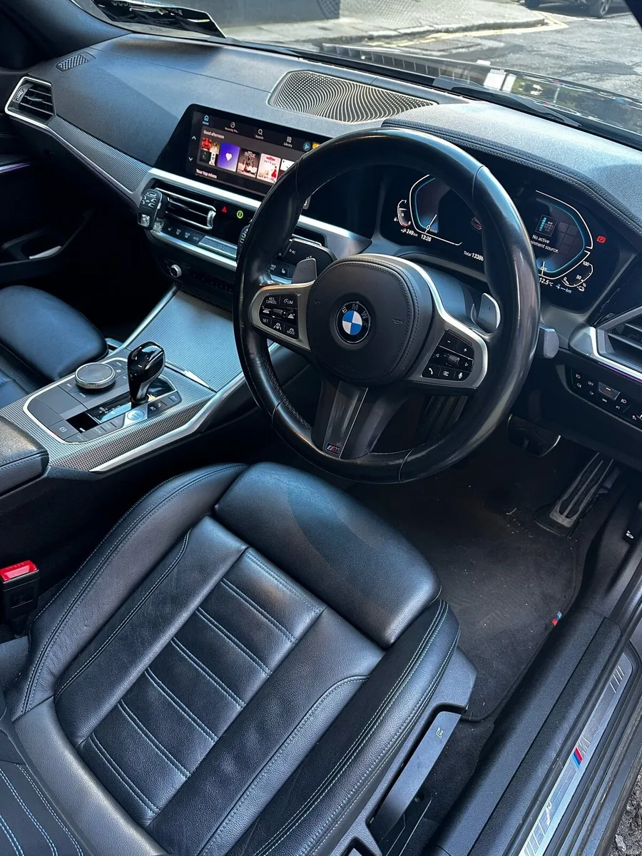 BMW 330e Msport Pro High spec driver assist  fsh - Image 4