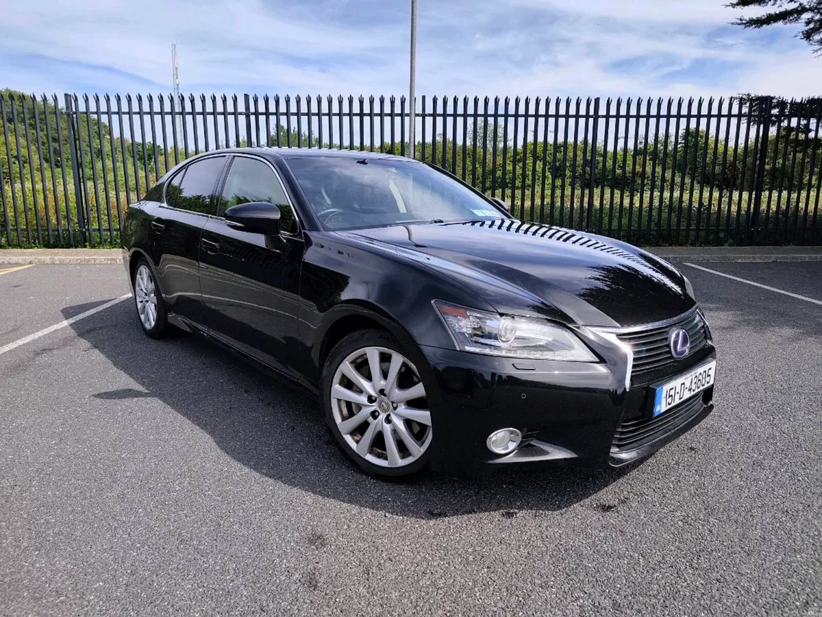 Lexus GS300h - Image 1