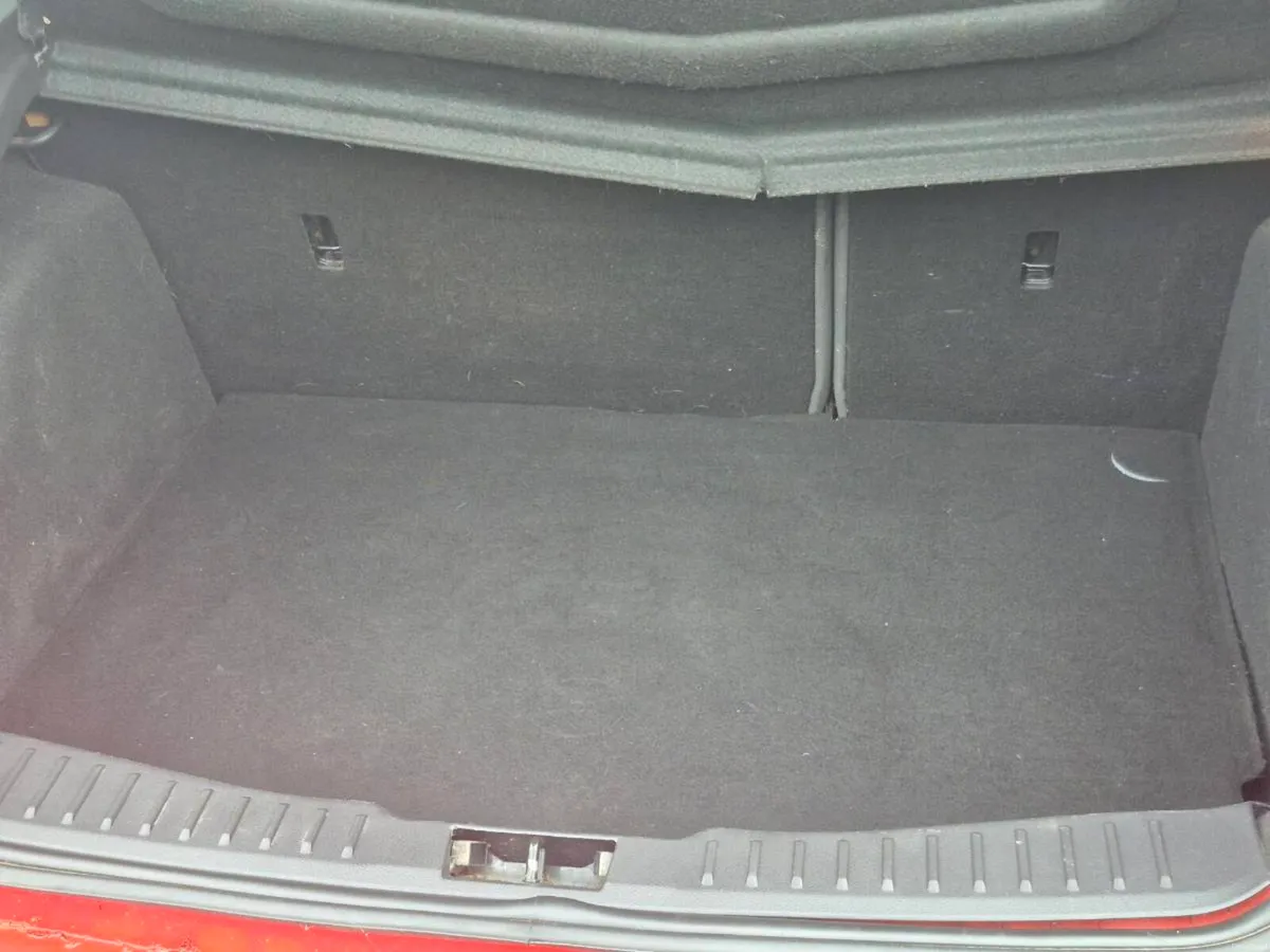 1.6 2013 ford focus - Image 5