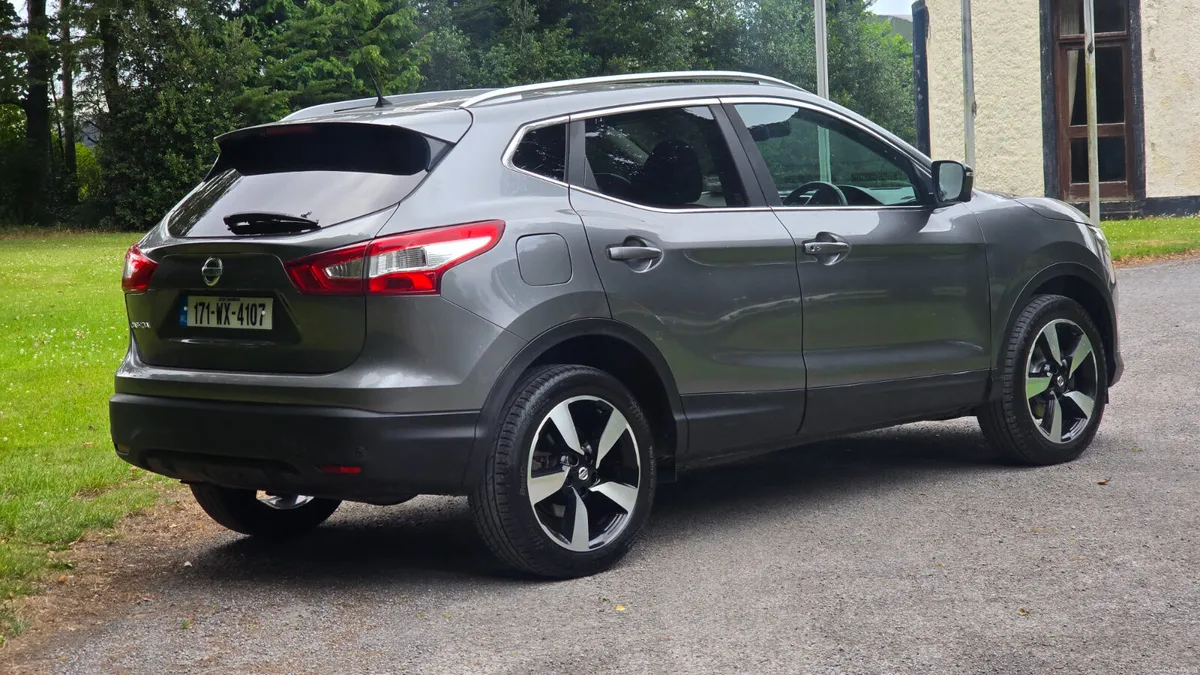 2017 Nissan Qashqai 1.5 Dci SV Trim - Image 6