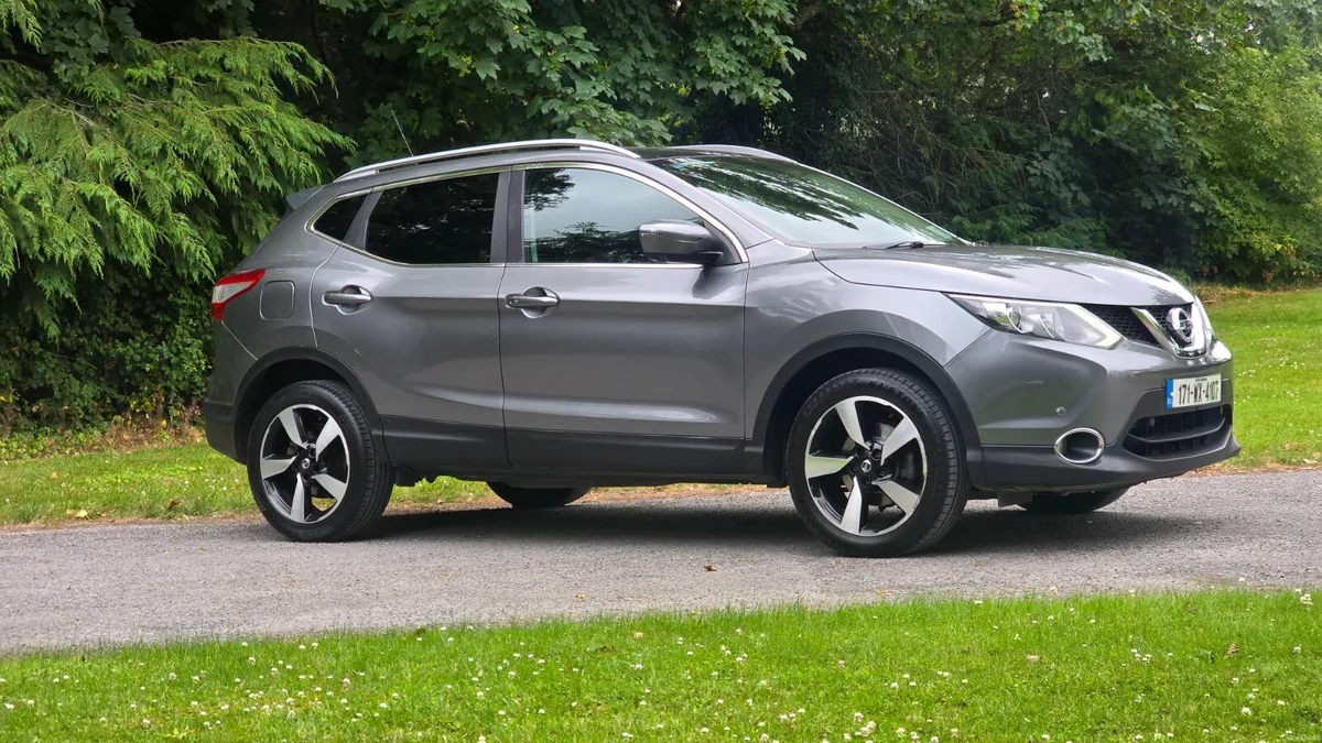 2017 Nissan Qashqai 1.5 Dci SV Trim - Image 4