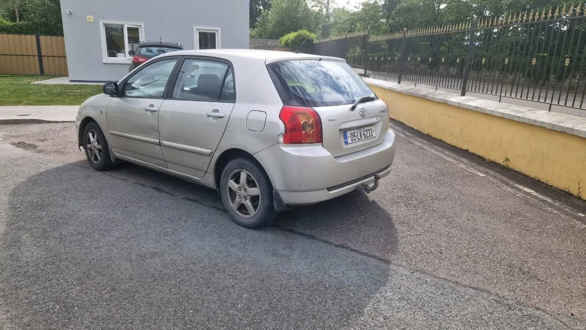 Toyota corolla 1.4 petrol - Image 3